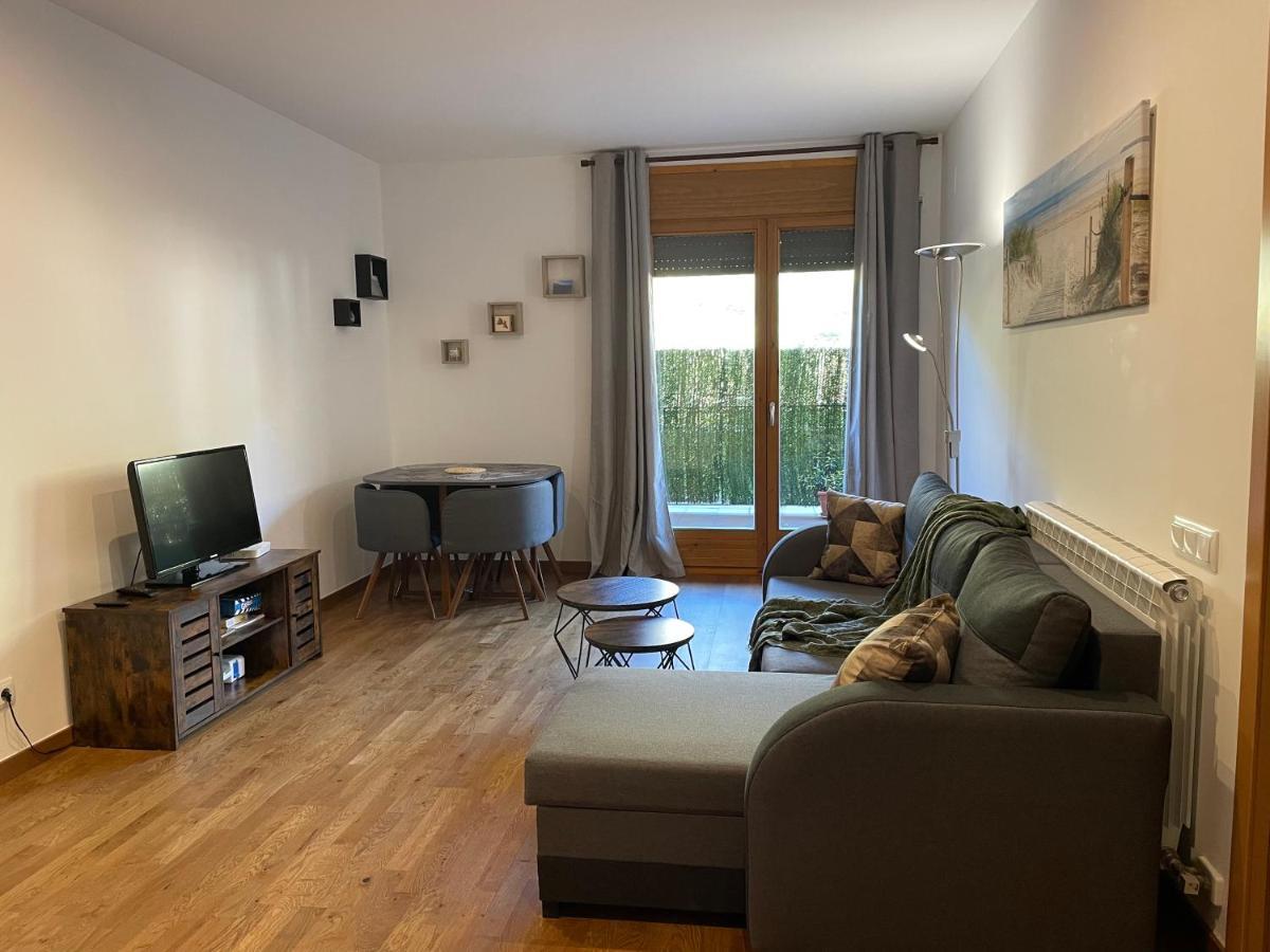 Precioso Calido Apartamento En Sort Con Terraza Lägenhet Exteriör bild